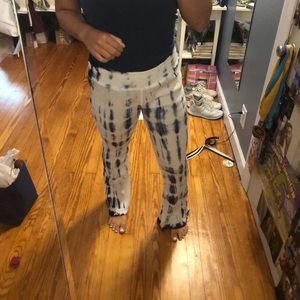 White & blue flowy pants